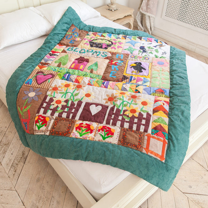 What Is the Difference Between a Quilt and a Bedspread?