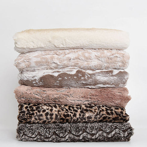 Cuddle / Minkee Fabric