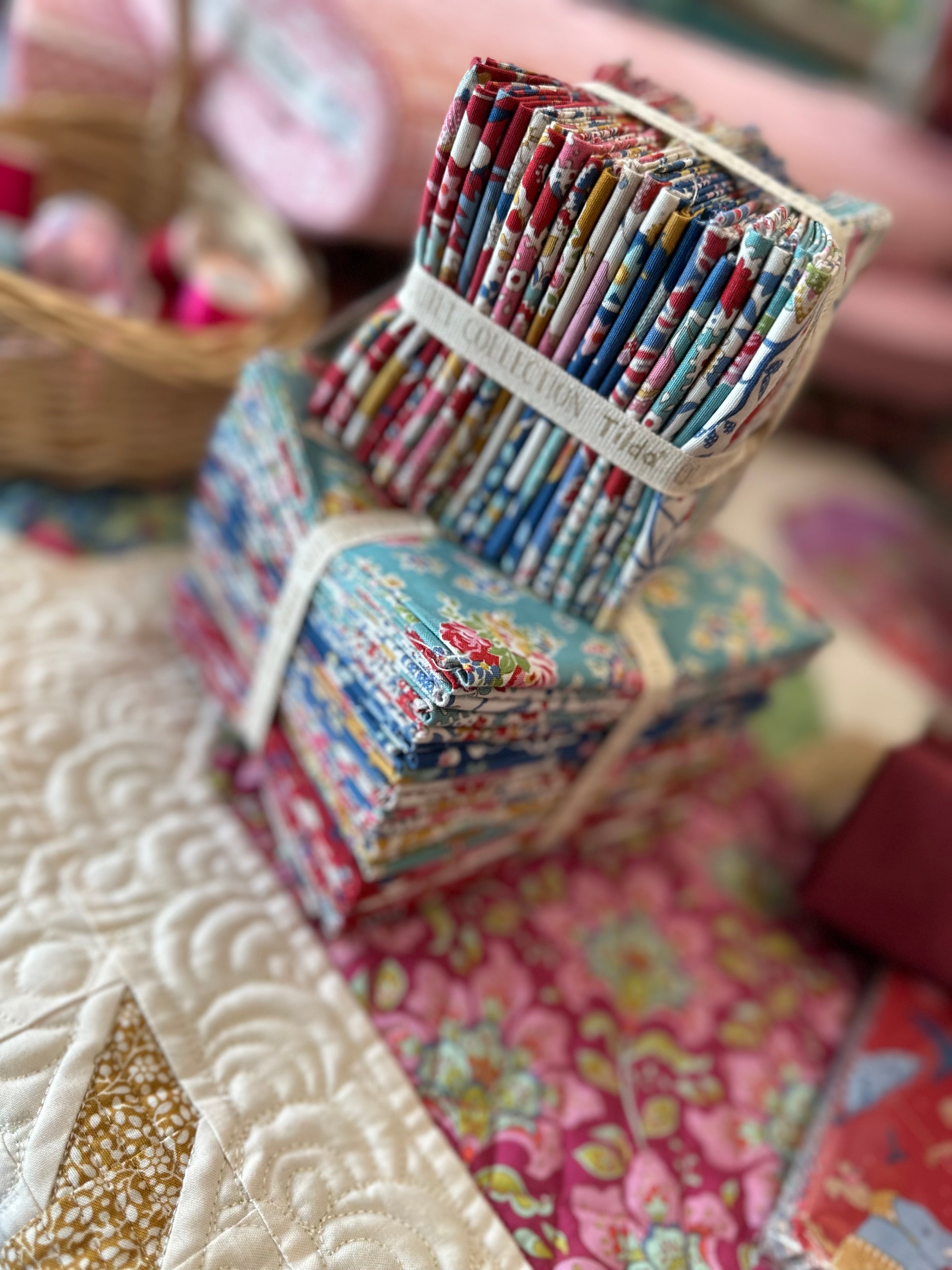 The Advantages of Shopping for Sewing Fabric Online