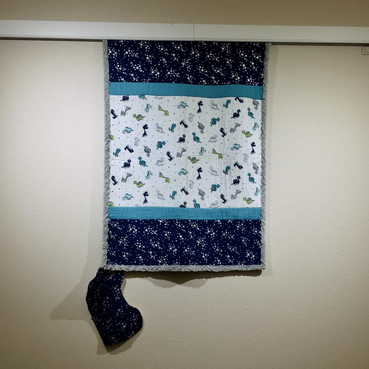 Quilt-Stomp and Chomp Gauze Cuddle--30